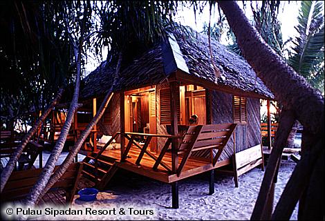 lankayan-chalet.jpg (49613 byte)